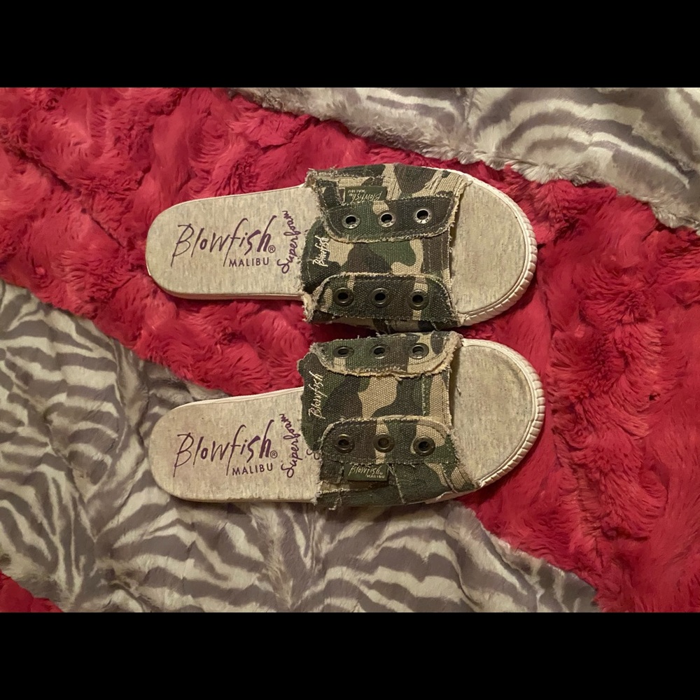 Camo slip ons
